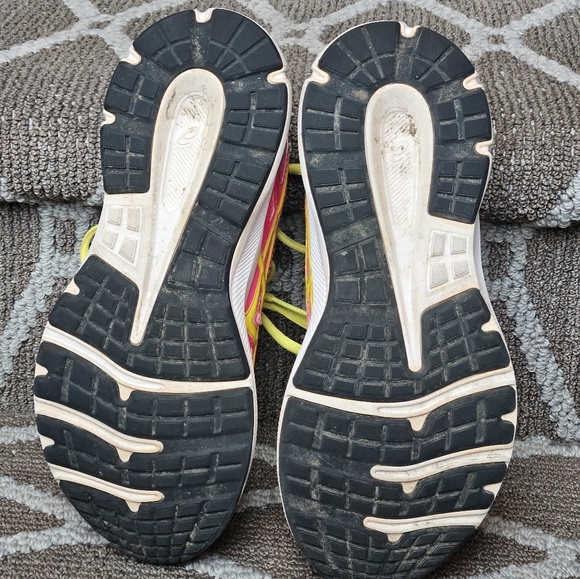 Asics Jolt 3 Grade School Tennis Shoes - Picture 5 of 6